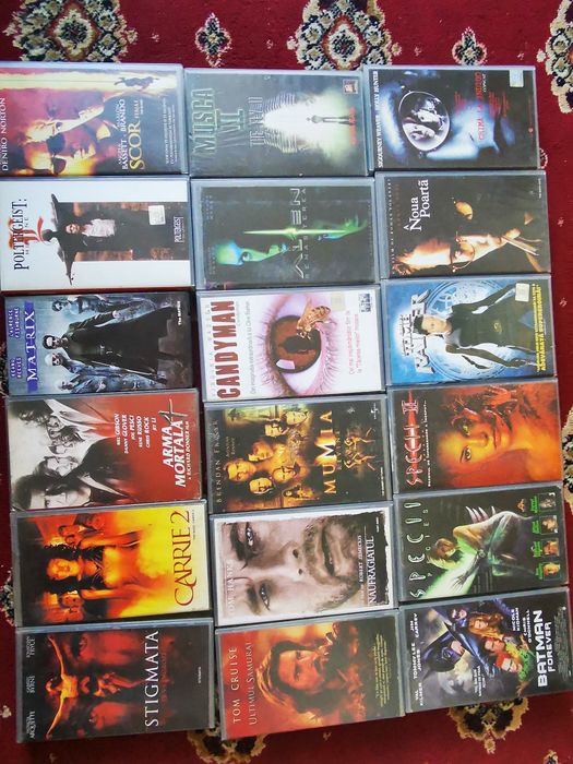 Filme VHS Crime la indigo A 9 a poarta Musca 2 Scor final