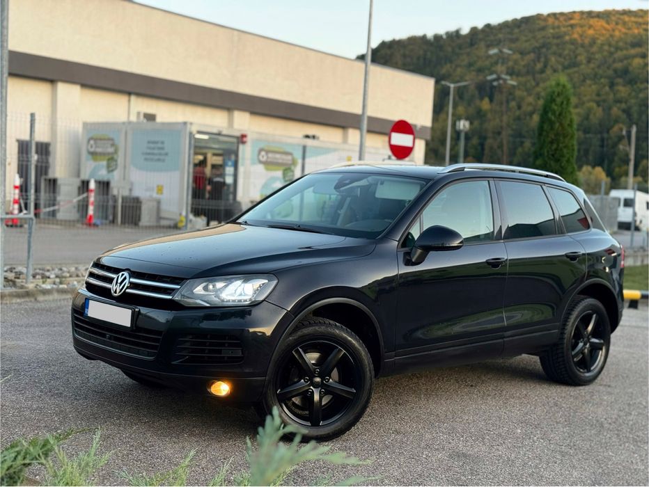 Volkswagen Touareg 2012 3.0 D 245 HP/Perne camera 360/ Accept variante