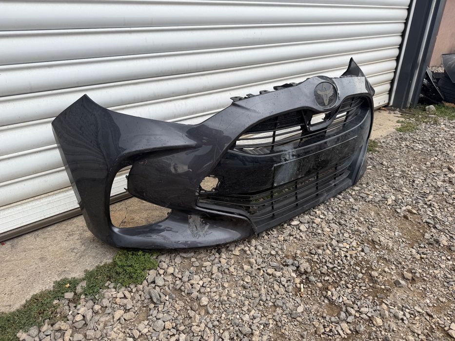 Предна броня за Toyota Yaris 2020-