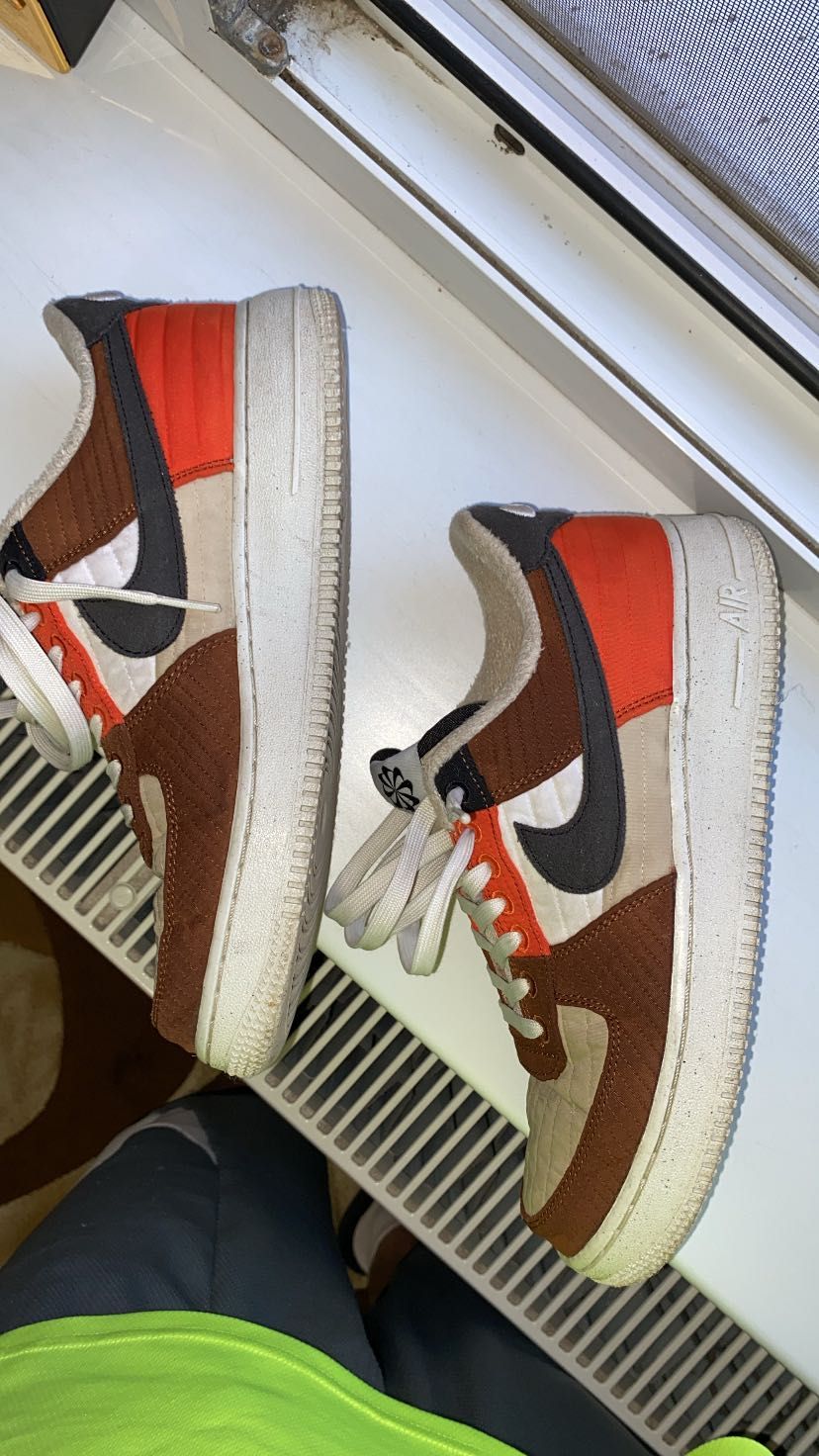 Nike air force 1 07 lxx winter maro & portocaliu neon mărimea 40,5