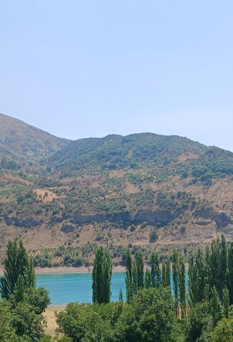 Сижжакда манзарали дача учун 4сотх ховли  ер сотилади коттасувга 400м