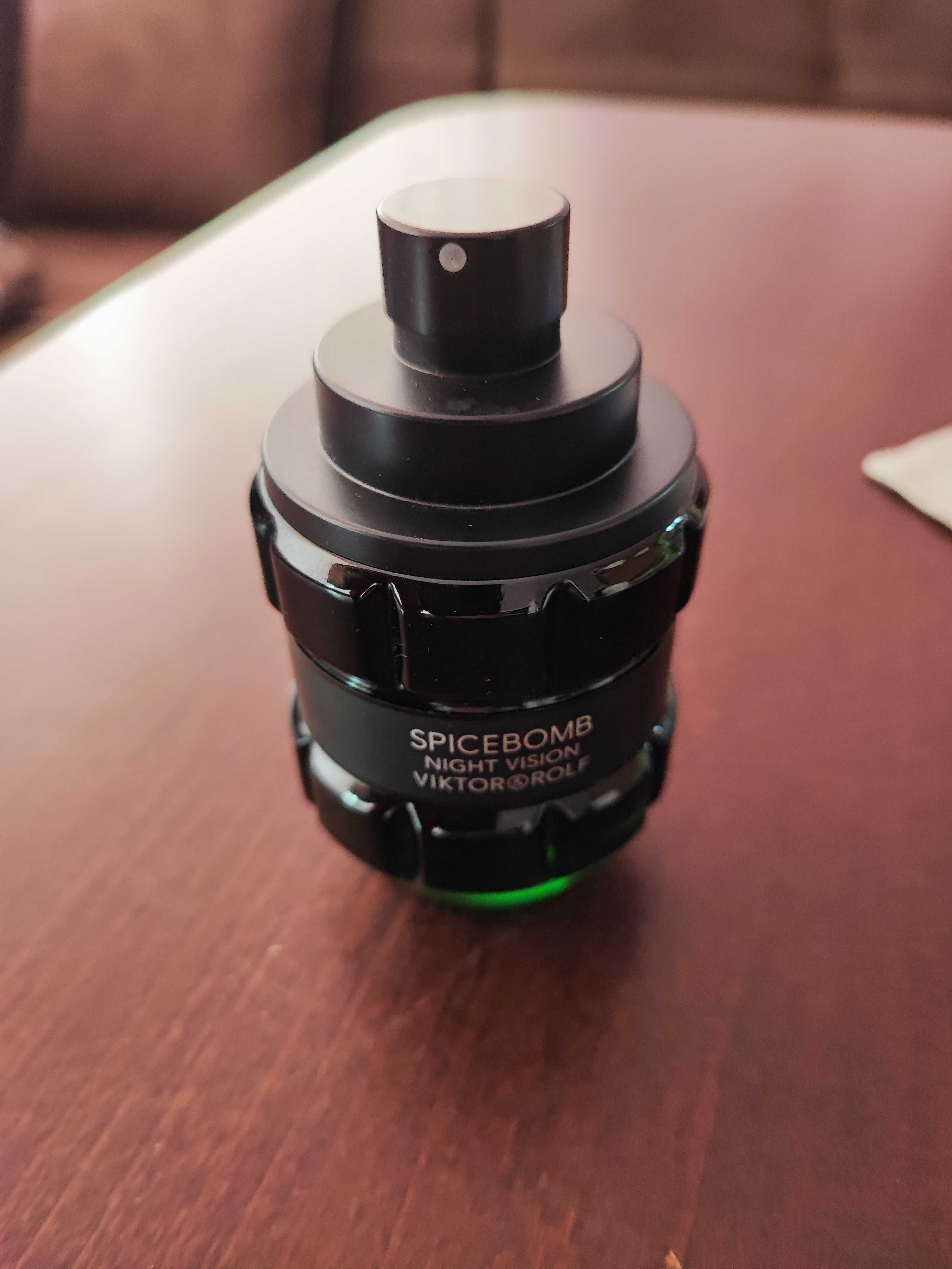 Парфюм Viktor & Rolf Spicebomb Night Vision