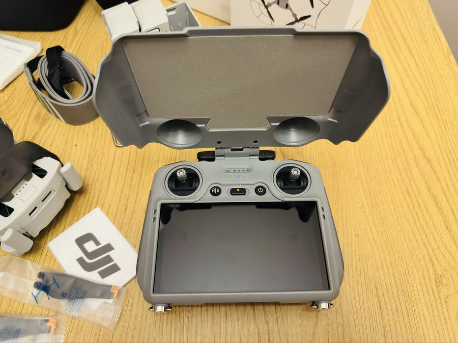 DJI Mini 4 Pro Fly More Combo + RC 2 | 3 батерии | Като нов | Бургас