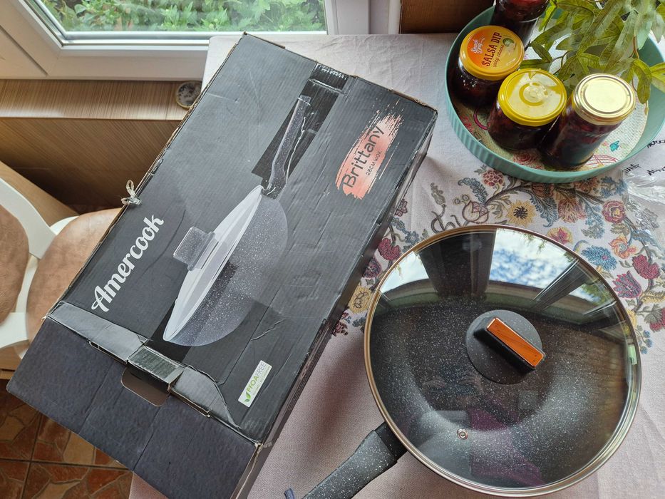 Tigaie Wok cu capac Premium antiaderenta, Amercook Brittany, Inductie