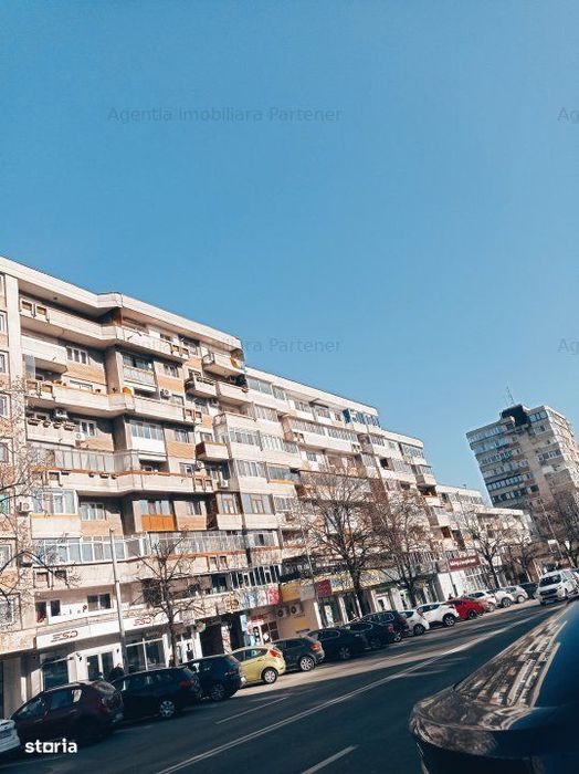 3 camere UltraCentral , Decomandat / centrala , mobilat / utilat !