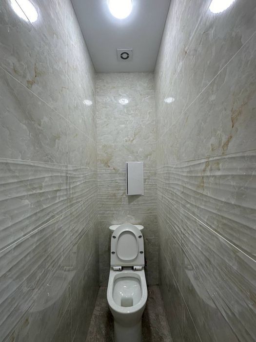 Своя, 2х переделенная в 3х, вдоль дороги, под офис