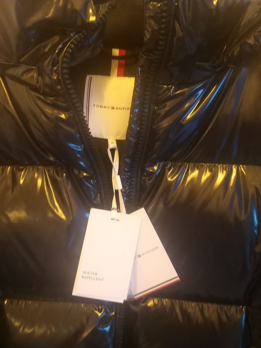 Geci Tommy Hilfiger și Calvin Klein