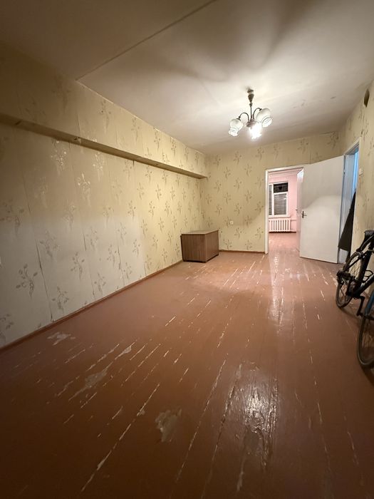 Продается квартира Юнусобад 4. 2 комнатная