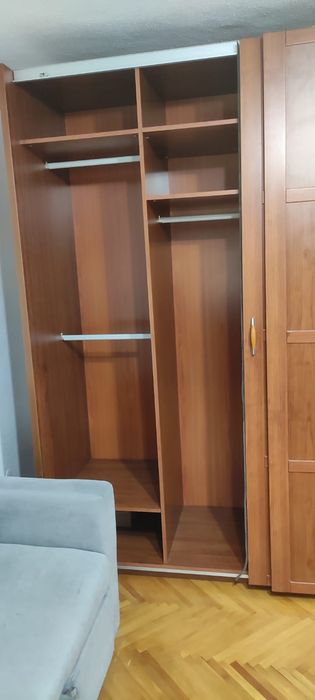 Vând dulap mare tip dressing