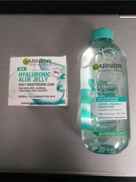 Crema fata Garnier Hyaluronic Aloe Jelly