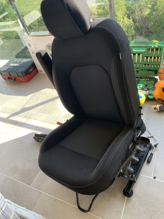 Repar/Reparatii scaune auto Dacia Duster/Logan