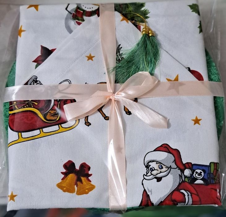 Новогодный скатерт и раннер