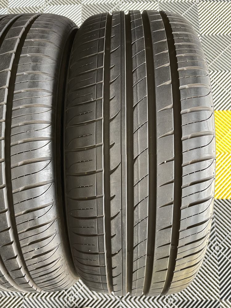 Set 4 anvelope cauciucuri Vara Hankook 215/55R17 cu Profil 7mm ca noi