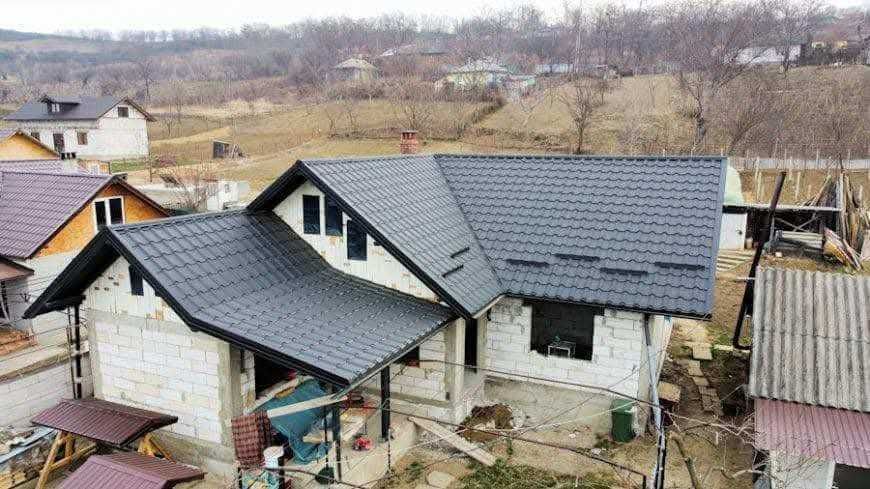 Montaj Acoperișuri Metalice – Durabilitate și Protecție Maximă