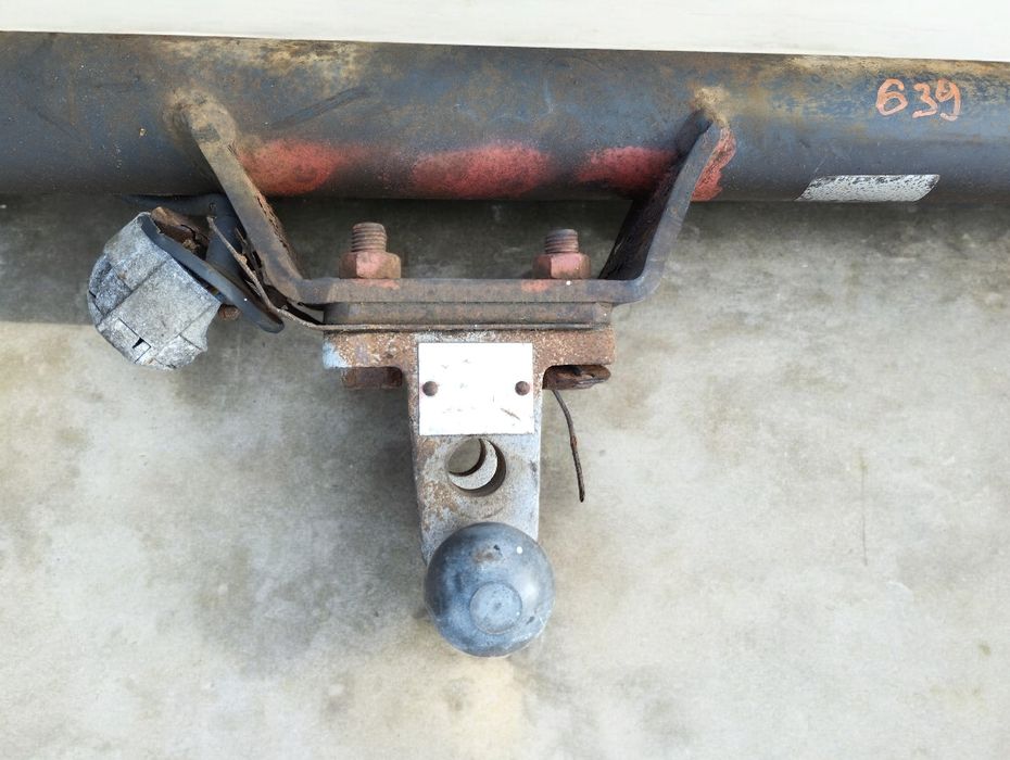 Теглич с ябълка за Mercedes Vito, W 639