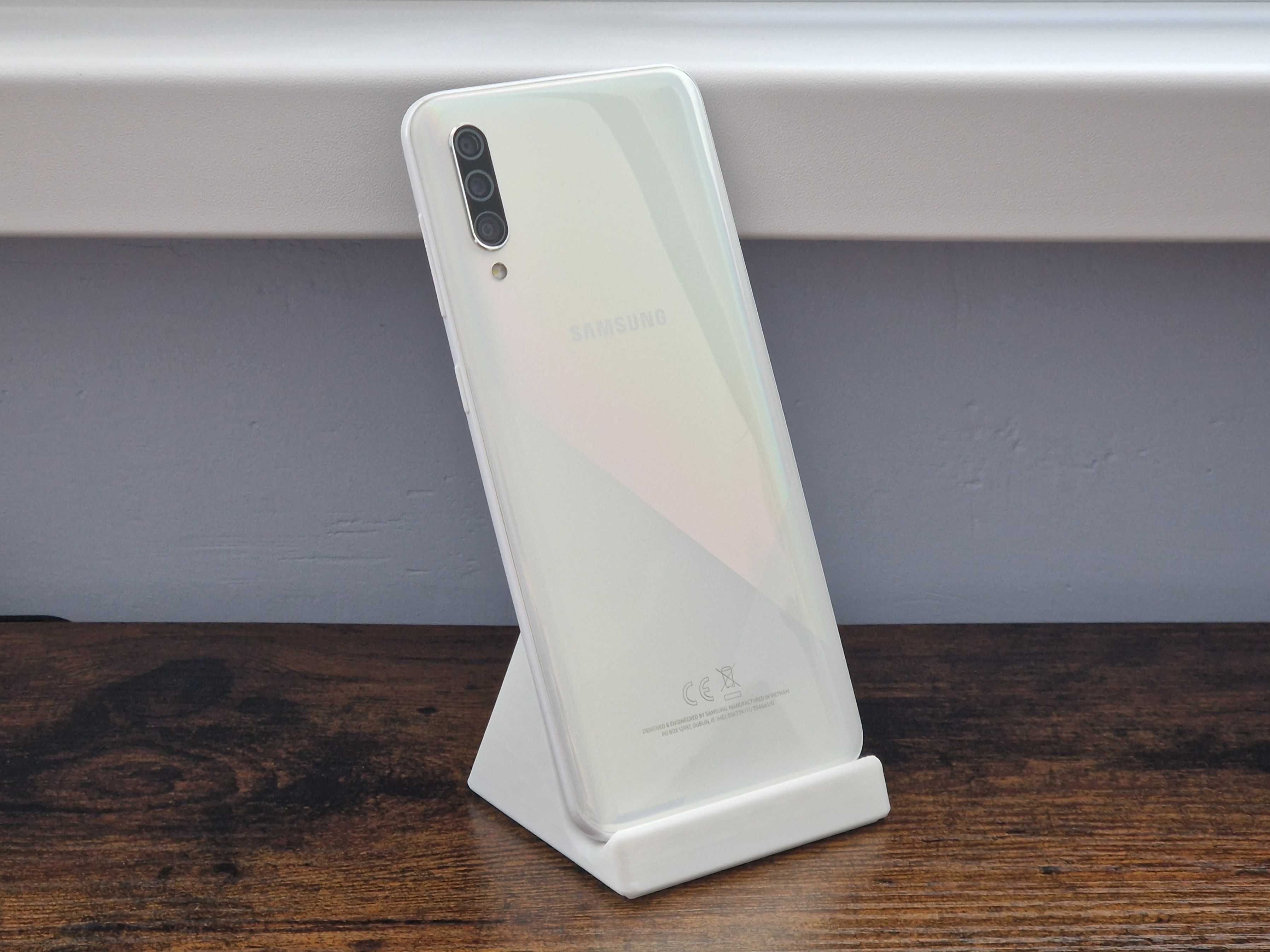 Смартфон Samsung A30S, 4/64GB, Бял, Отлично състояние
