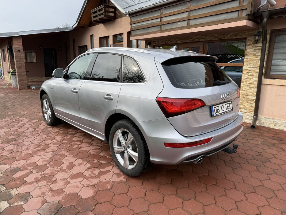 Audi Q5 2.0 TDI S-line Quattro
