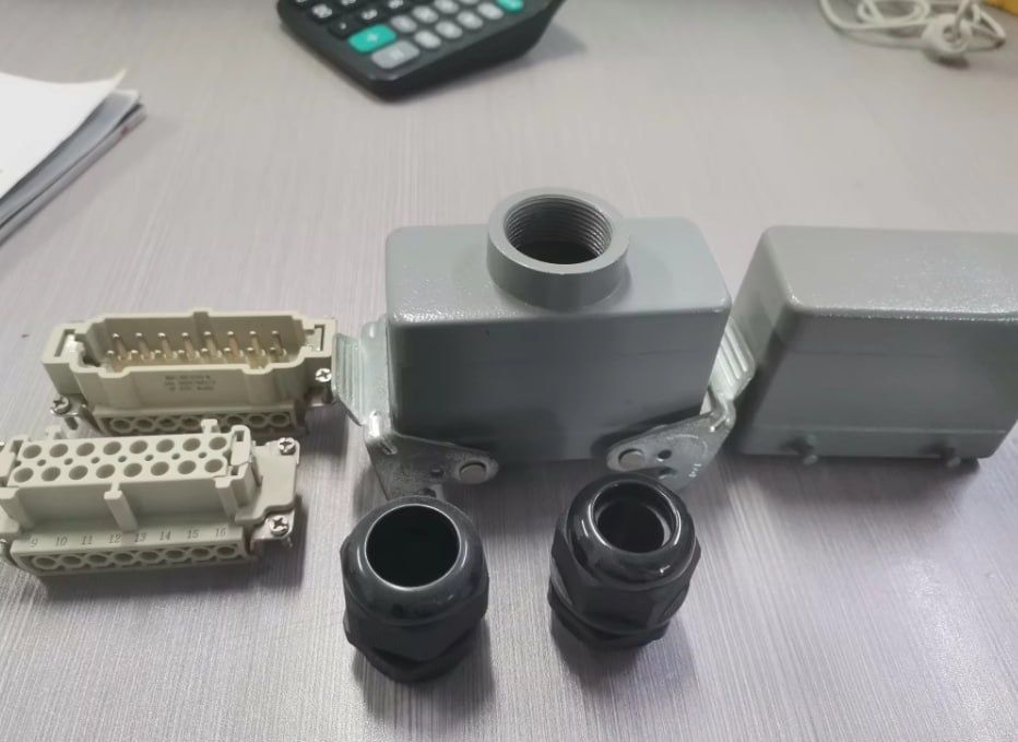 Коннектор HE-016-M/F 16A/500V/6KV/3