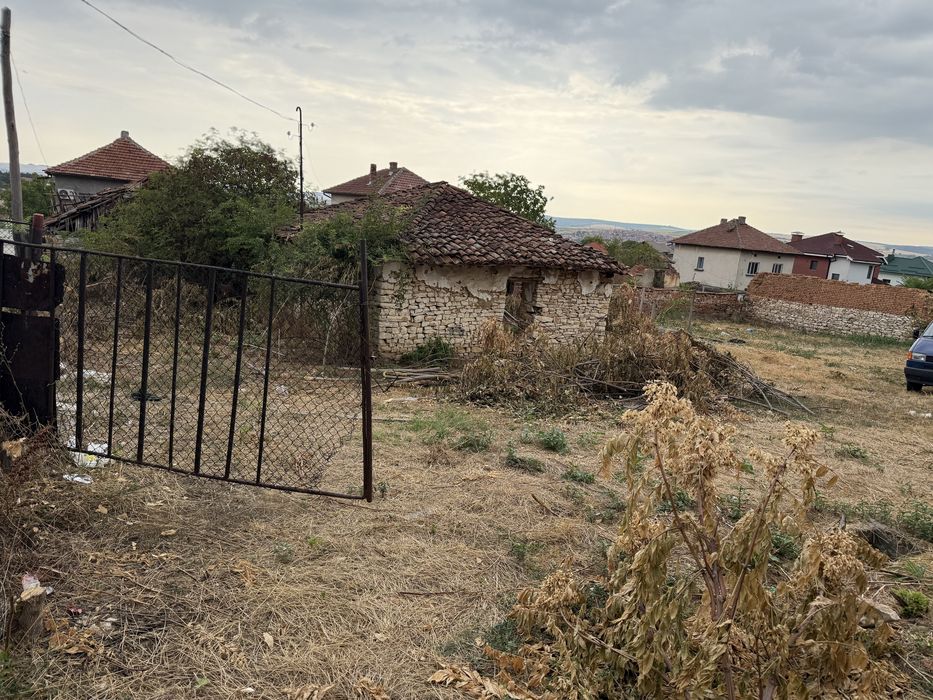 парцел с постройки