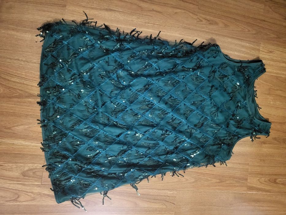 Vând Rochiță Dama