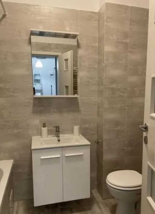 Дава се под наем Тристаен апартамент в Пловдив, Каменица 2 - 74 кв.м за 183.6 € - Снимка #1