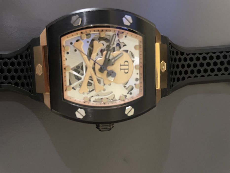 Часовник Philipp Plein