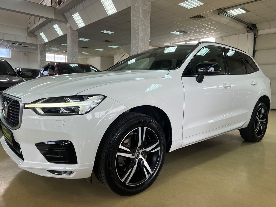 Volvo XC 60 VOLVO XC60 B5 AWD Geartr. R-Design Sport,Posibilitate finantare