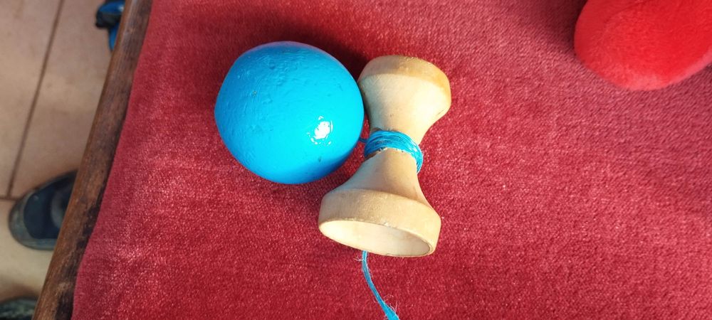 Jucării  ,aspirator copii si piese kendama