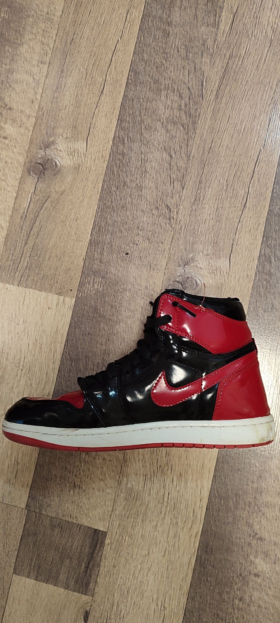 Jordan 1 patent bread