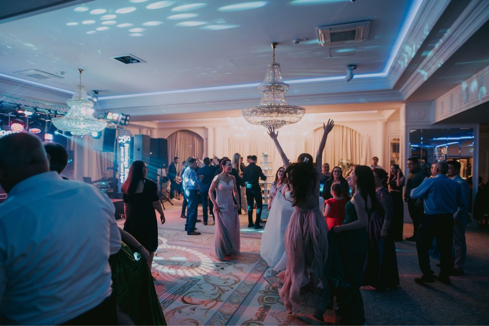 DJ Nuntă/Botez/Party – Sistem audio profesional & lumină