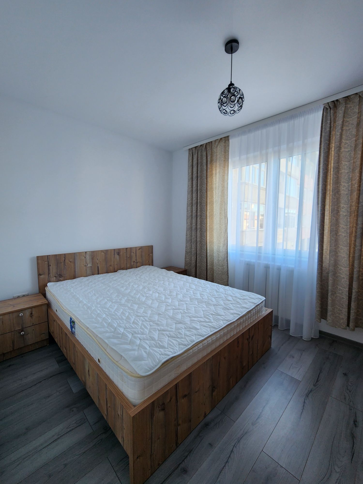 APARTAMENT ULTRACENTRAL SUCEAVA Renovat Modern cu toate utilitatile!