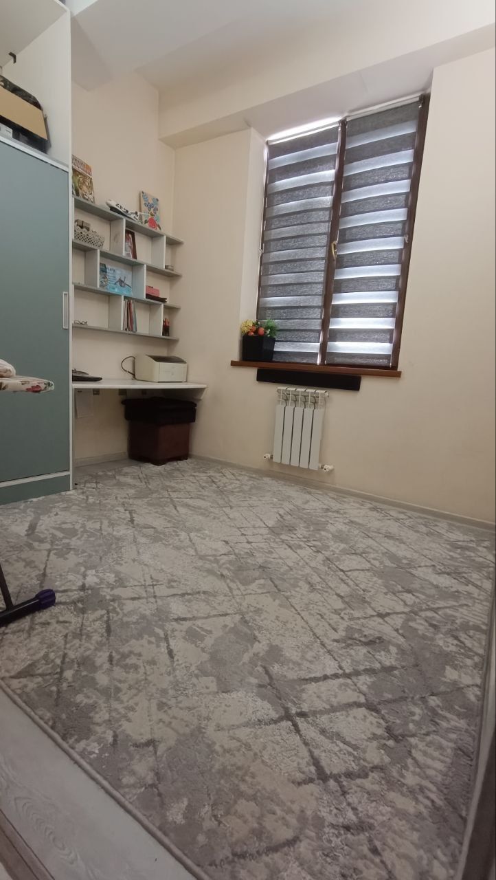 Продается уютная 3 ком. квартира на Сергели 7А. Ор-р метро Сергели