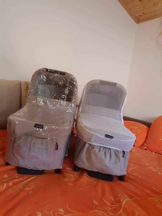 Количка за близнаци