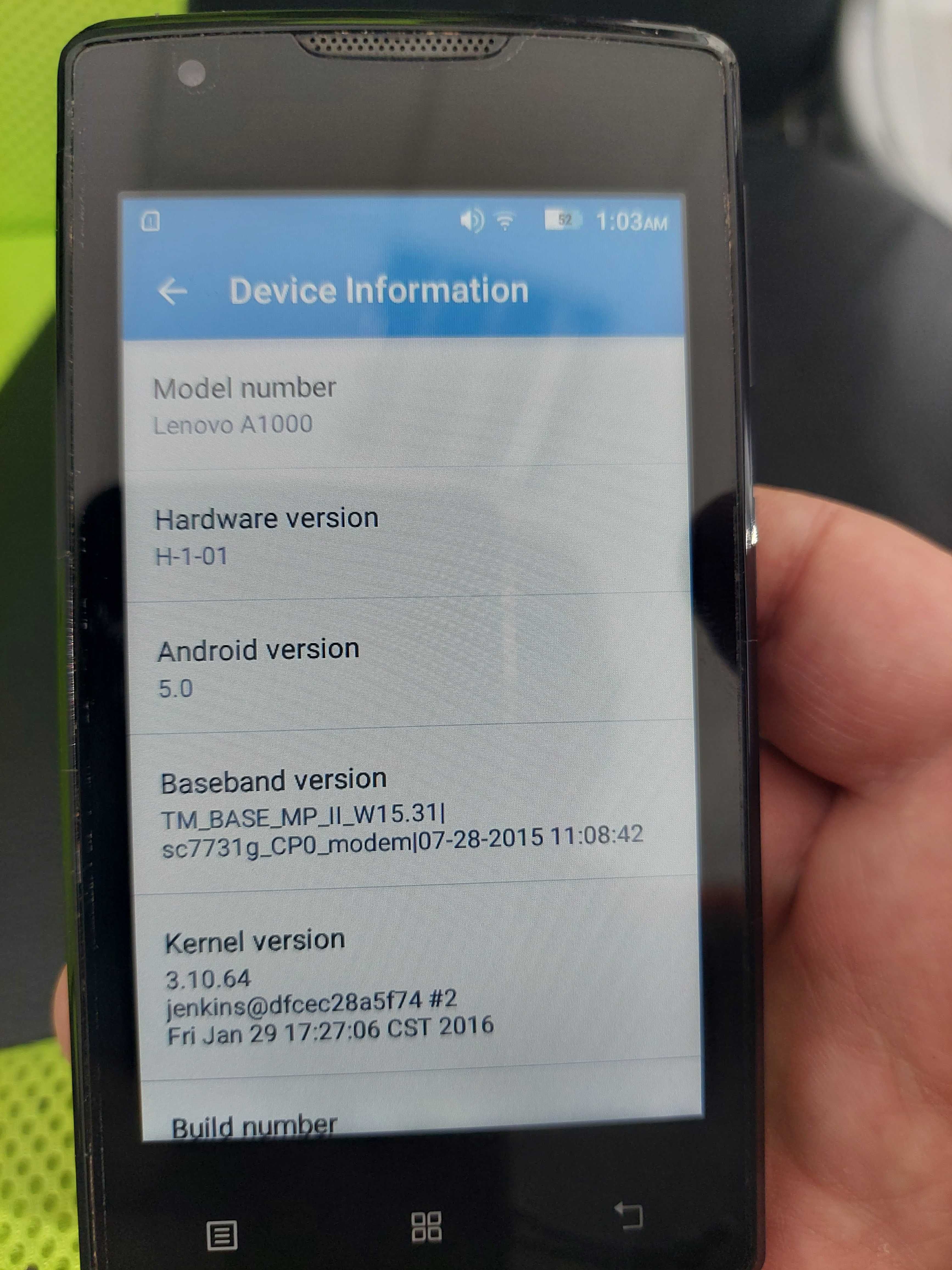 Lenovo A 1000 - телефон