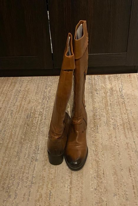 Cizme cu toc maro