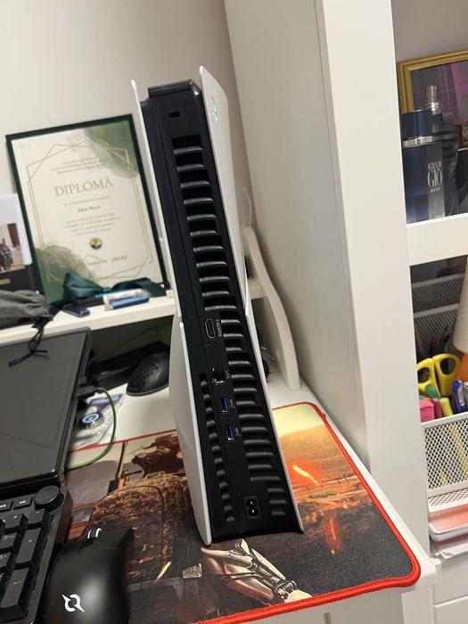 Vand schimb ps5 slim disc cu pc gaming , sau componete pc