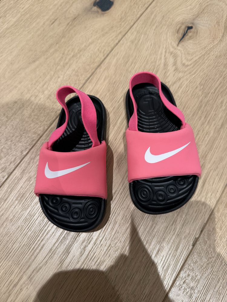 Sandale NIKE fetite