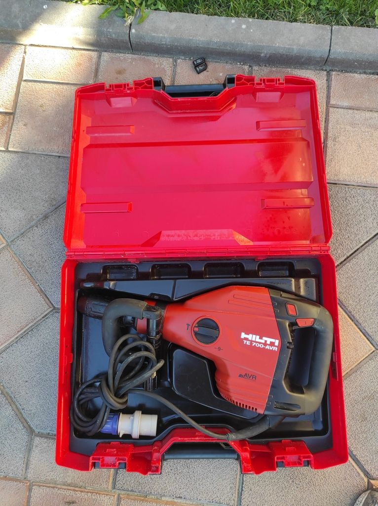 Demolator HILTI TE 700-AVR  fabric. 2023 luna a 10 a