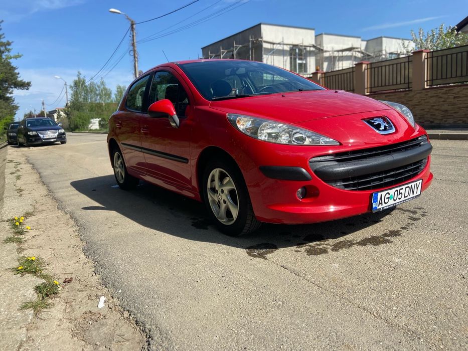 Vehicul Peugeot 207