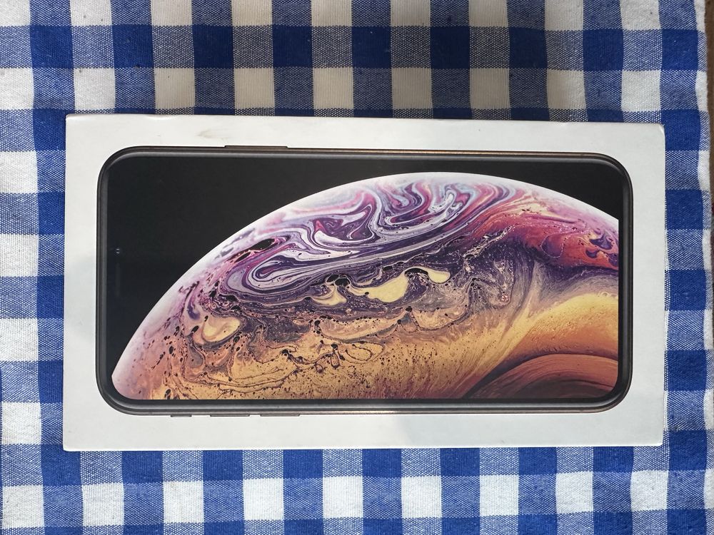 Iphone XS - отлично състояние