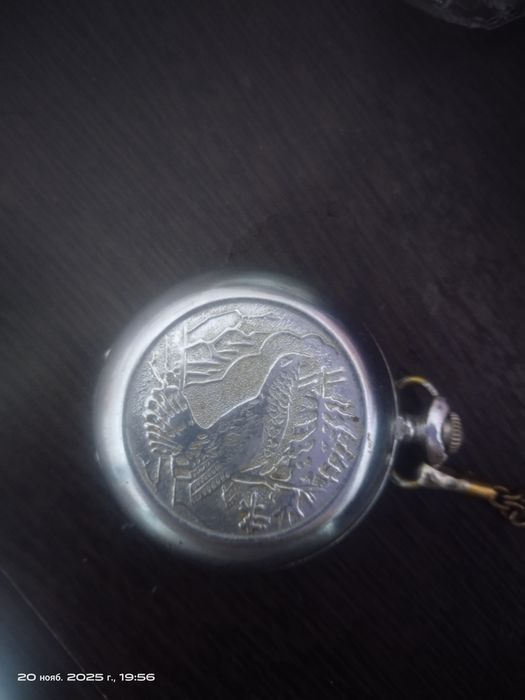 Часы СССР карманные Молния с рисунком Глухарь