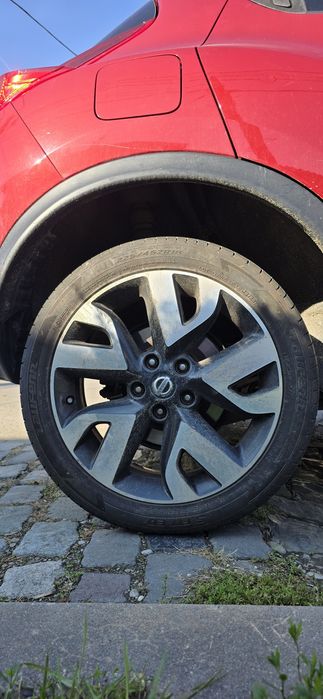 Anvelope vara LAUFENN cu Jante  R18