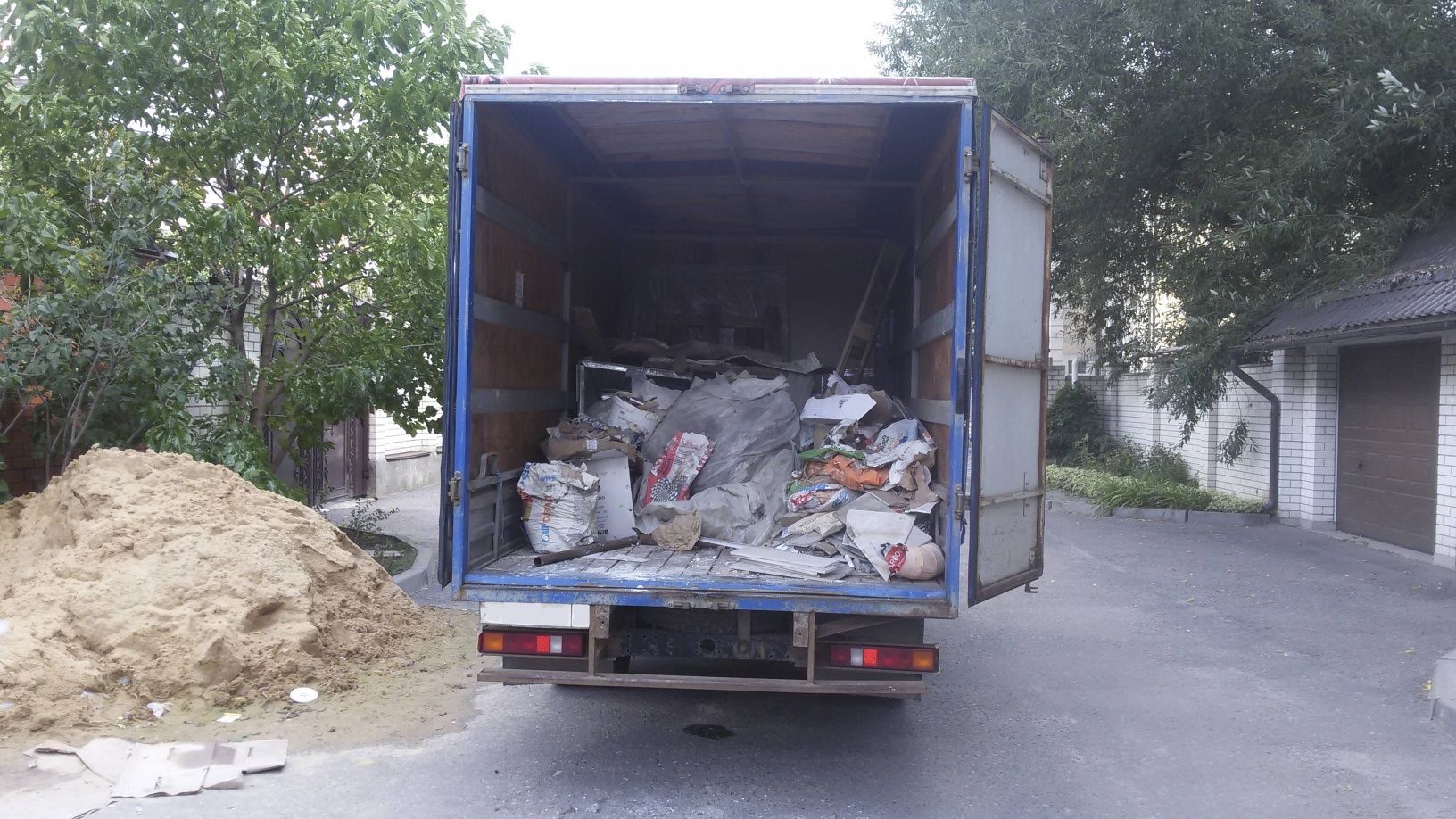 Вывоз мусора| вывоз строительного мусора вывоз диваны ветки