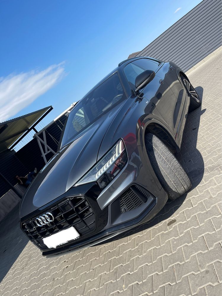 Audi Q8 2020 3 Xsline