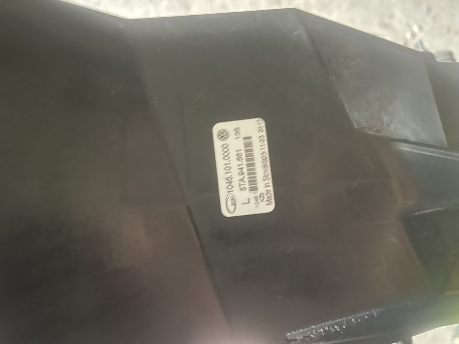 Ляв халоген за VW TOURAN 2016г.