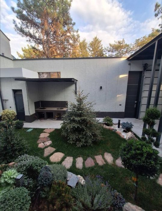 Продается дом  Мирзо-Улугбекский  район,  Амир-Темур