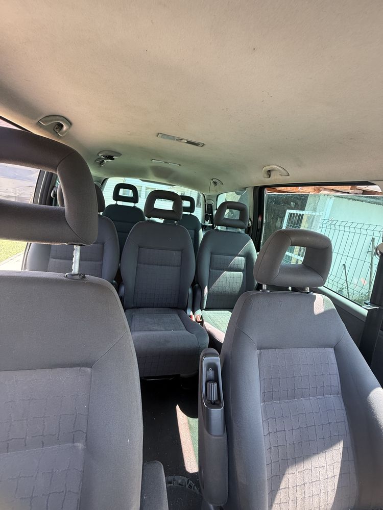 Masina Seat Alhambra