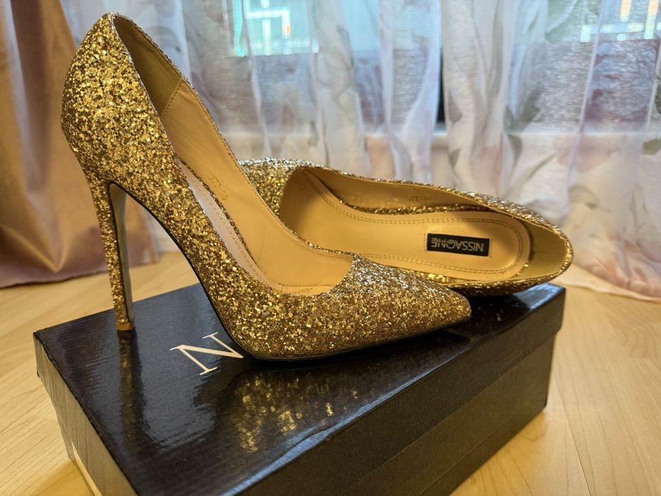 Pantofi paiete aurii Nissa 38 stiletto