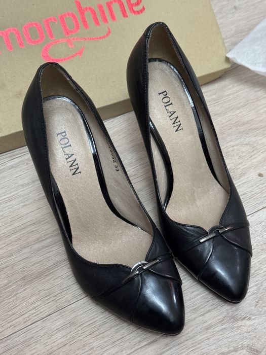 Черные кожаные туфли