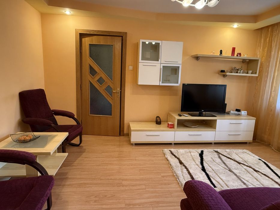 Apartament 2 camere de închiriat - 330 euro – Zona de Nord - Ploiești